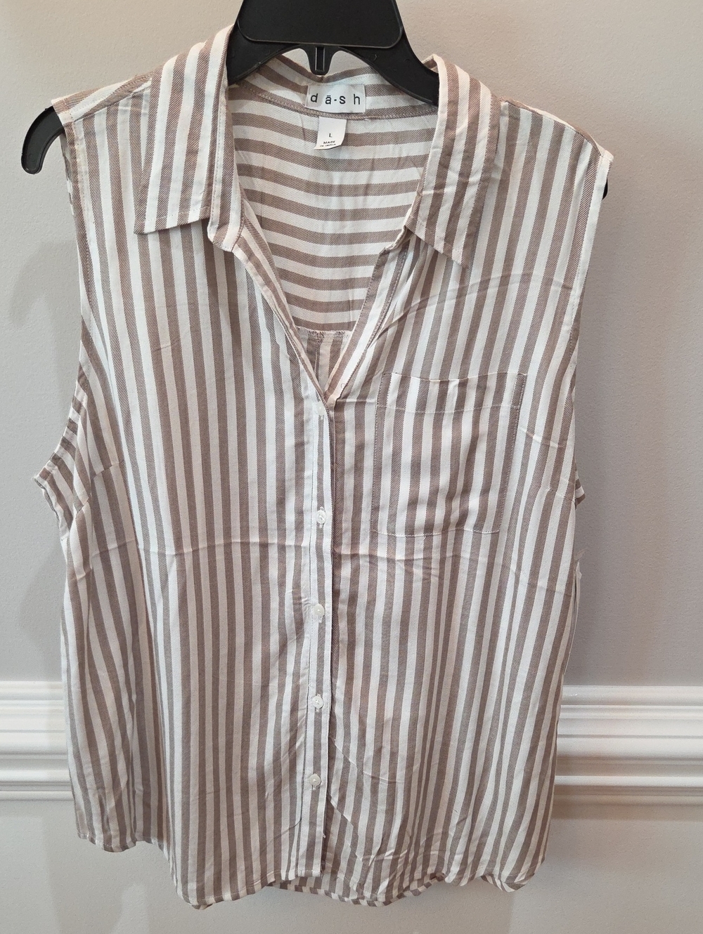 Ash Sleeveless Button-Down Stripe Top in Taupe and White